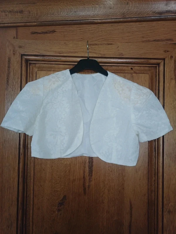Bustier trouwjurk van kanten + bolero – photo 9